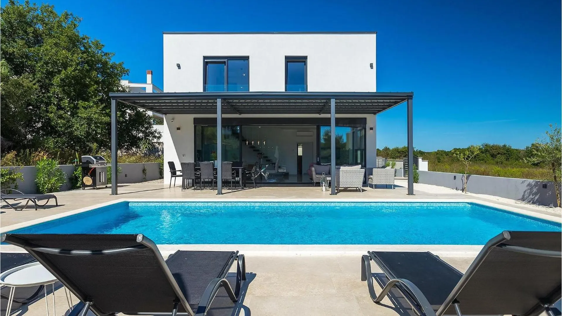 Villa Sunshine Tea Pula Croatia