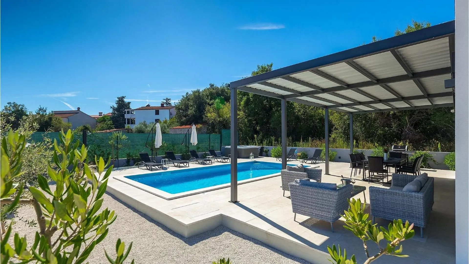 Villa Sunshine Tea Pula
