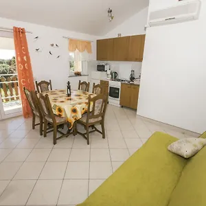 Ana Apartament