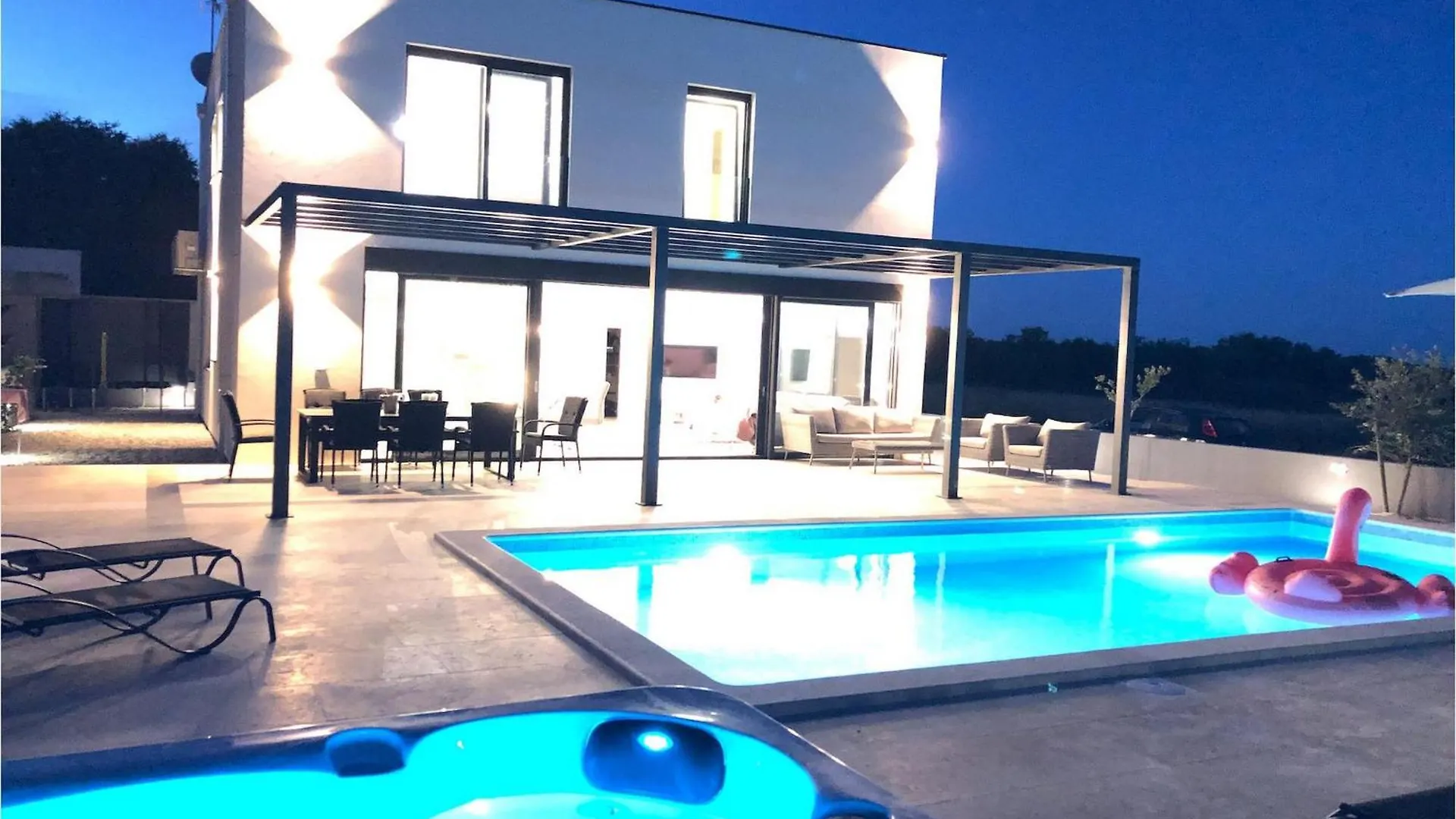 Villa Sunshine Tea Pula Croatia